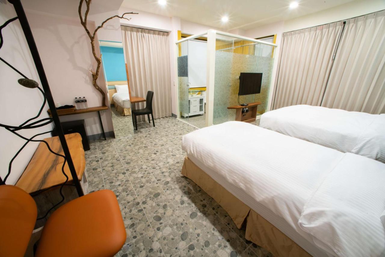 Toptai Homestay Kenting Exteriör bild