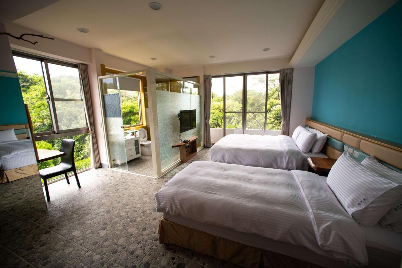Toptai Homestay Kenting Exteriör bild