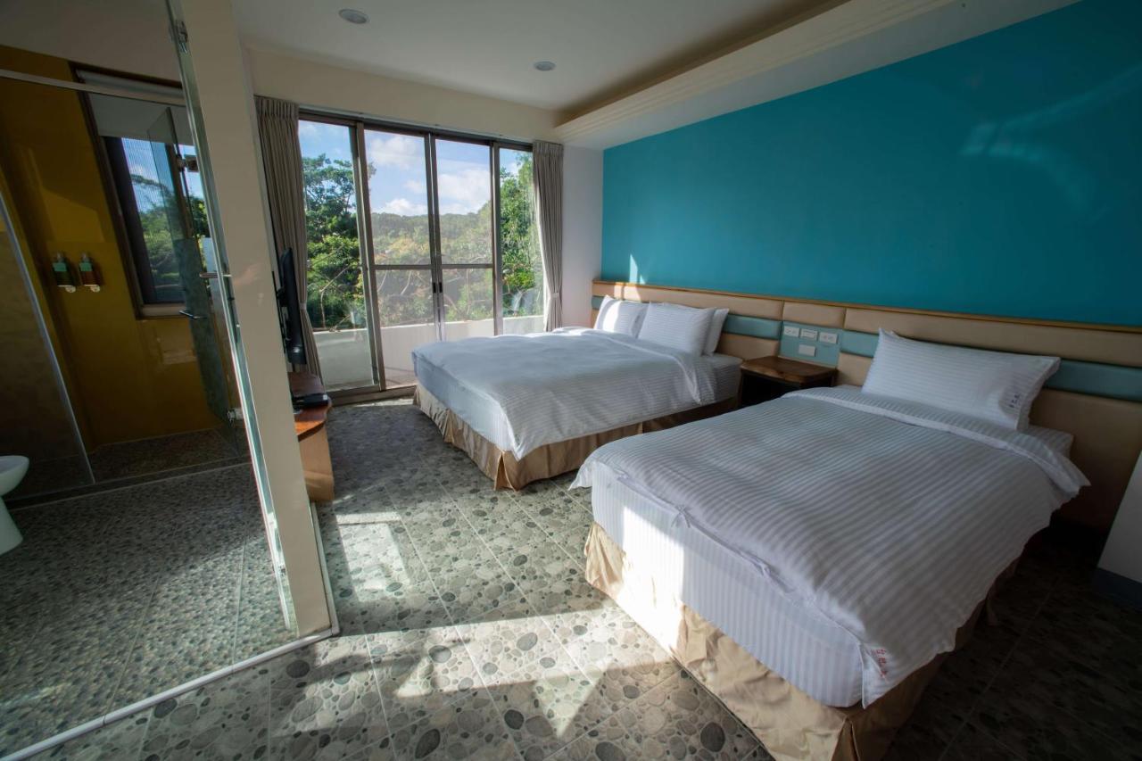 Toptai Homestay Kenting Exteriör bild