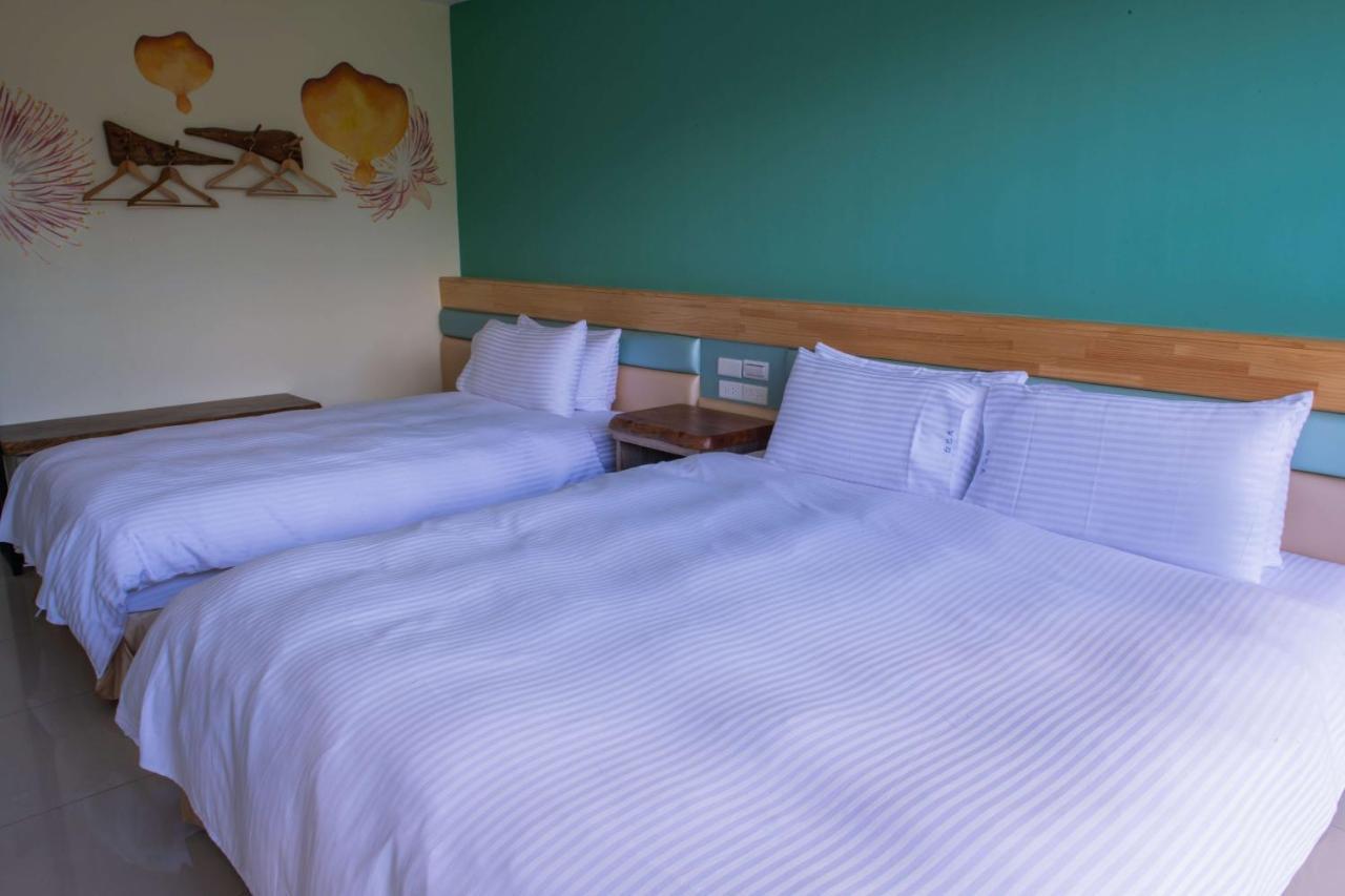 Toptai Homestay Kenting Exteriör bild