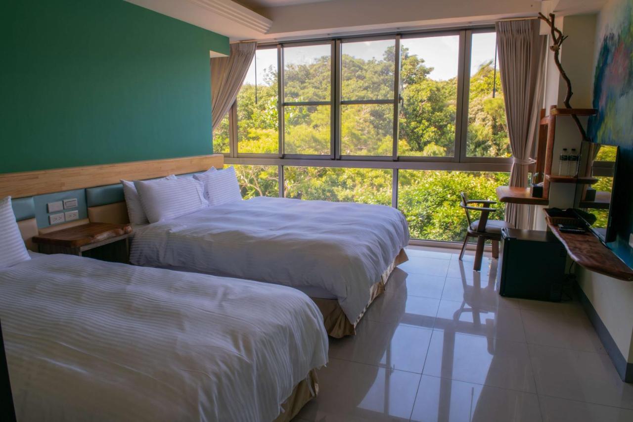 Toptai Homestay Kenting Exteriör bild