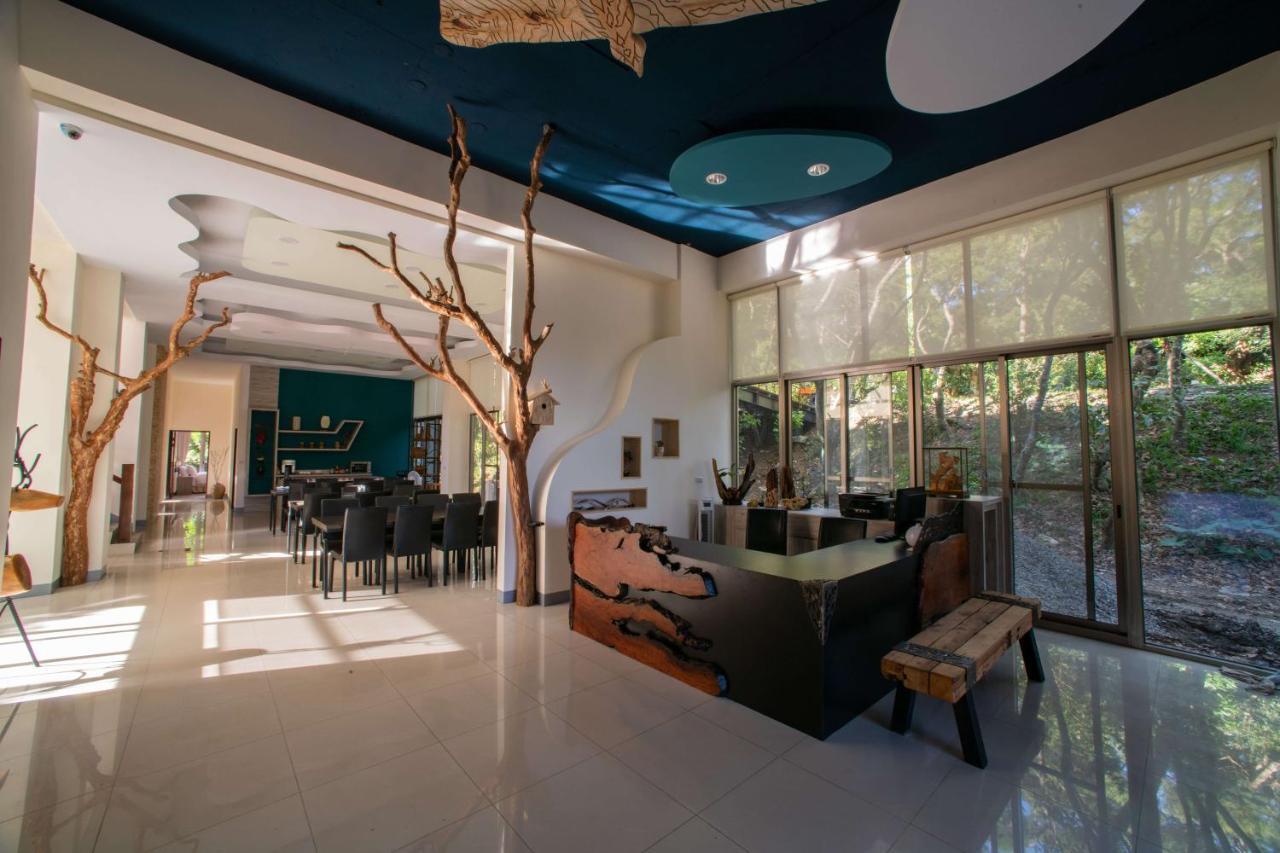 Toptai Homestay Kenting Exteriör bild